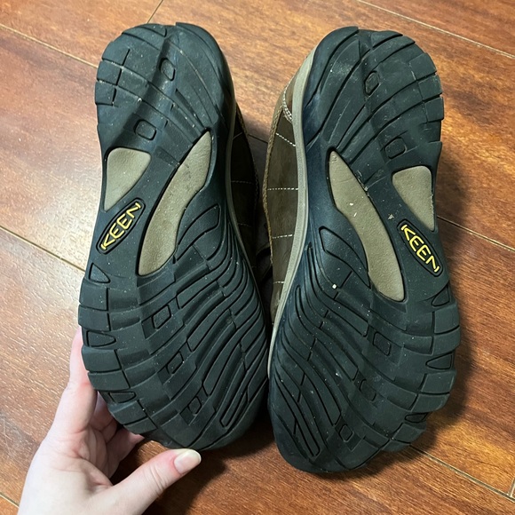 KEEN Presidio Brown Women’s Walking/Hiking Shoes EUC - Picture 4 of 5